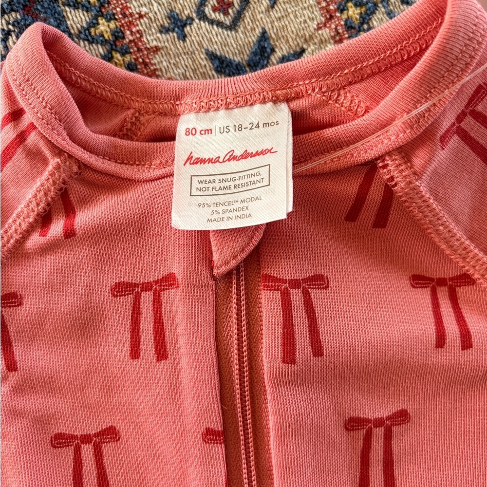 NWT Hanna Andersson Pink and Red Bow Hanna Soft Sleeper Pajamas Footies - Picture 4 of 8